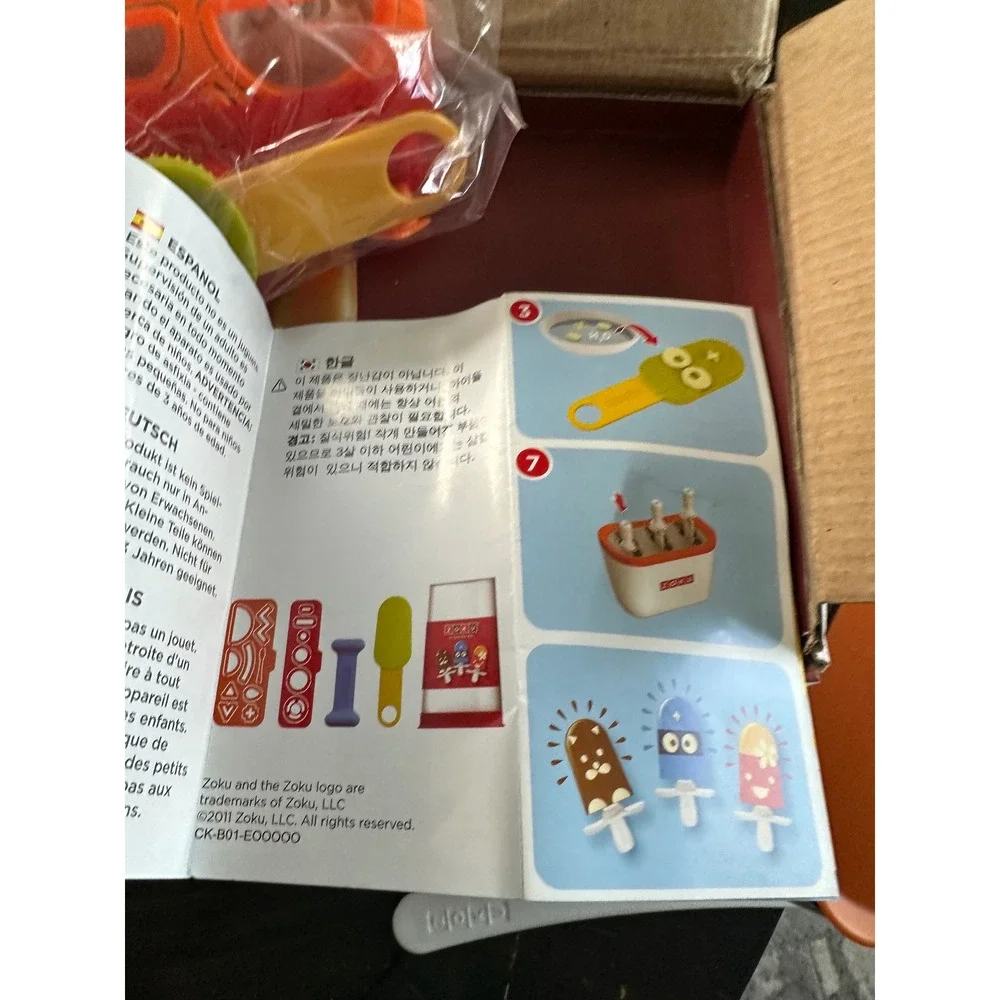 Zoku Quick Pop Maker Bundle with Character Kit and Chocolate Station Set NIB